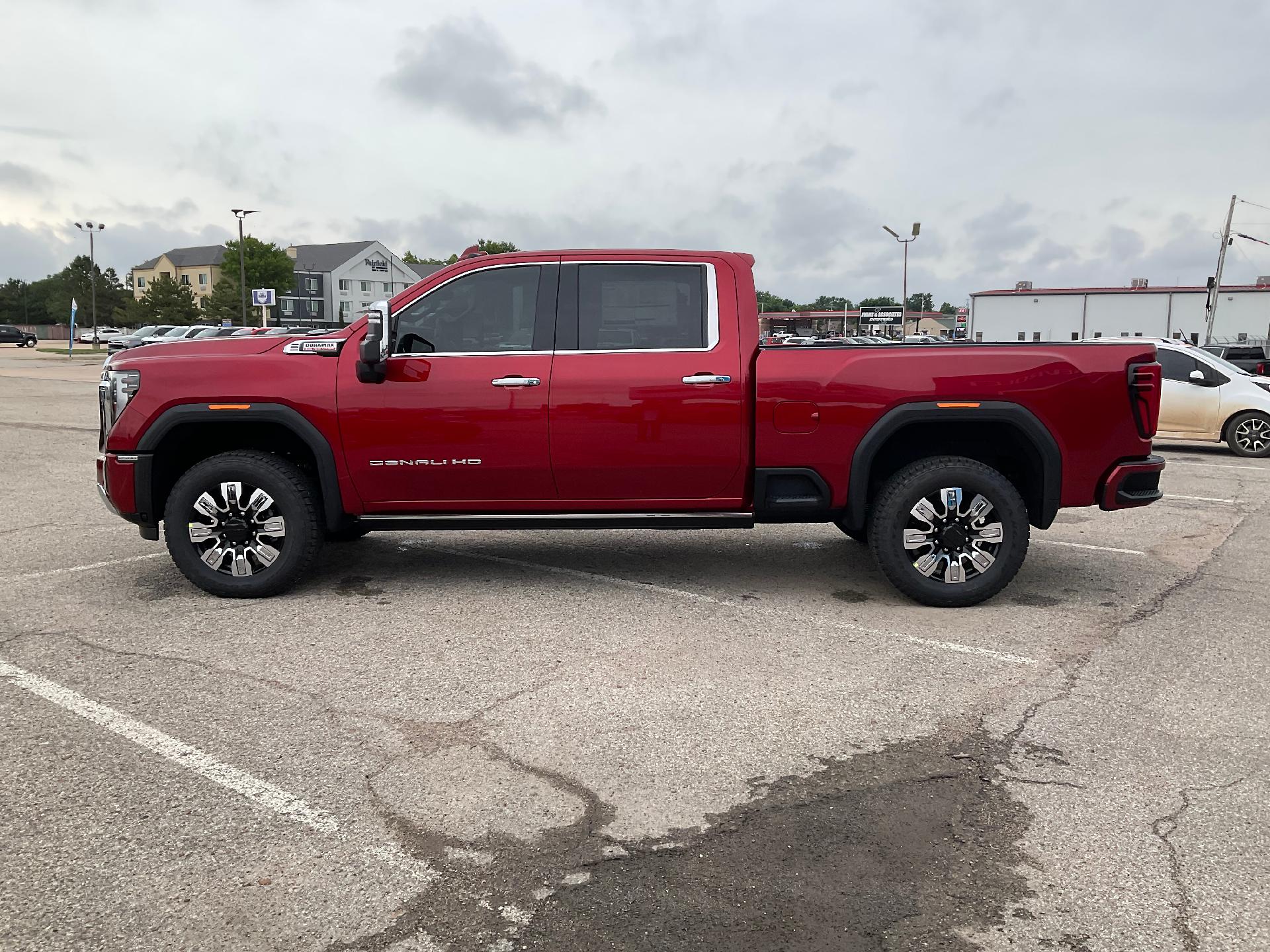 2024 GMC Sierra 2500 HD Vehicle Photo in PONCA CITY, OK 74601-1036