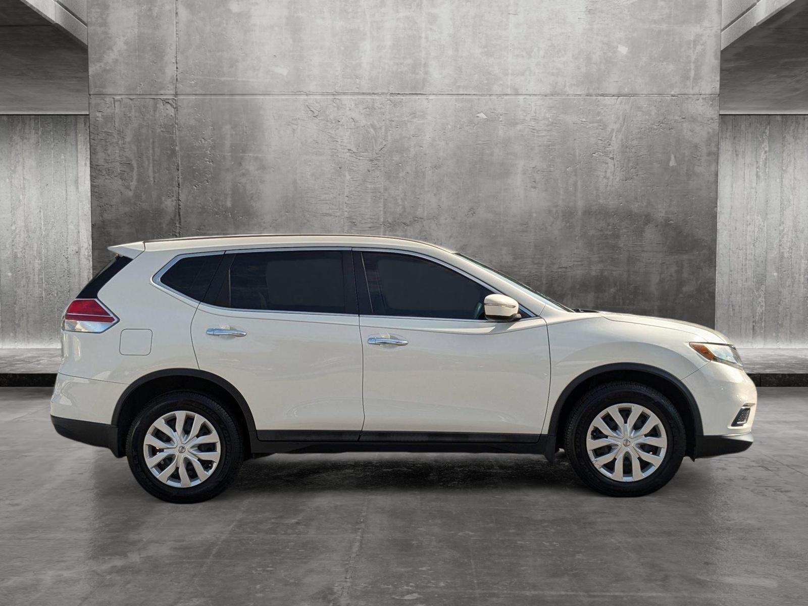 2015 Nissan Rogue Vehicle Photo in St. Petersburg, FL 33713