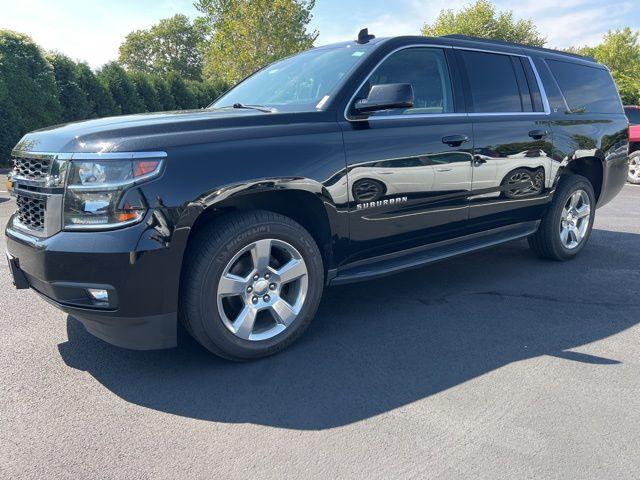 2020 Chevrolet Suburban Vehicle Photo in Highland, IN 46322-2506