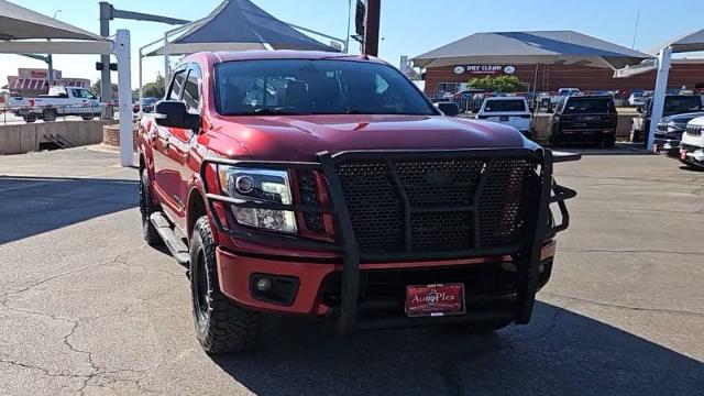 2019 Nissan Titan Vehicle Photo in San Angelo, TX 76901