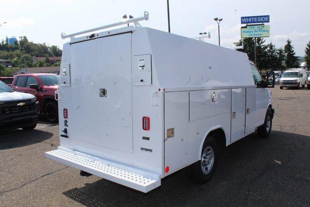 2024 Chevrolet Express Cutaway 3500 Vehicle Photo in SAINT CLAIRSVILLE, OH 43950-8512