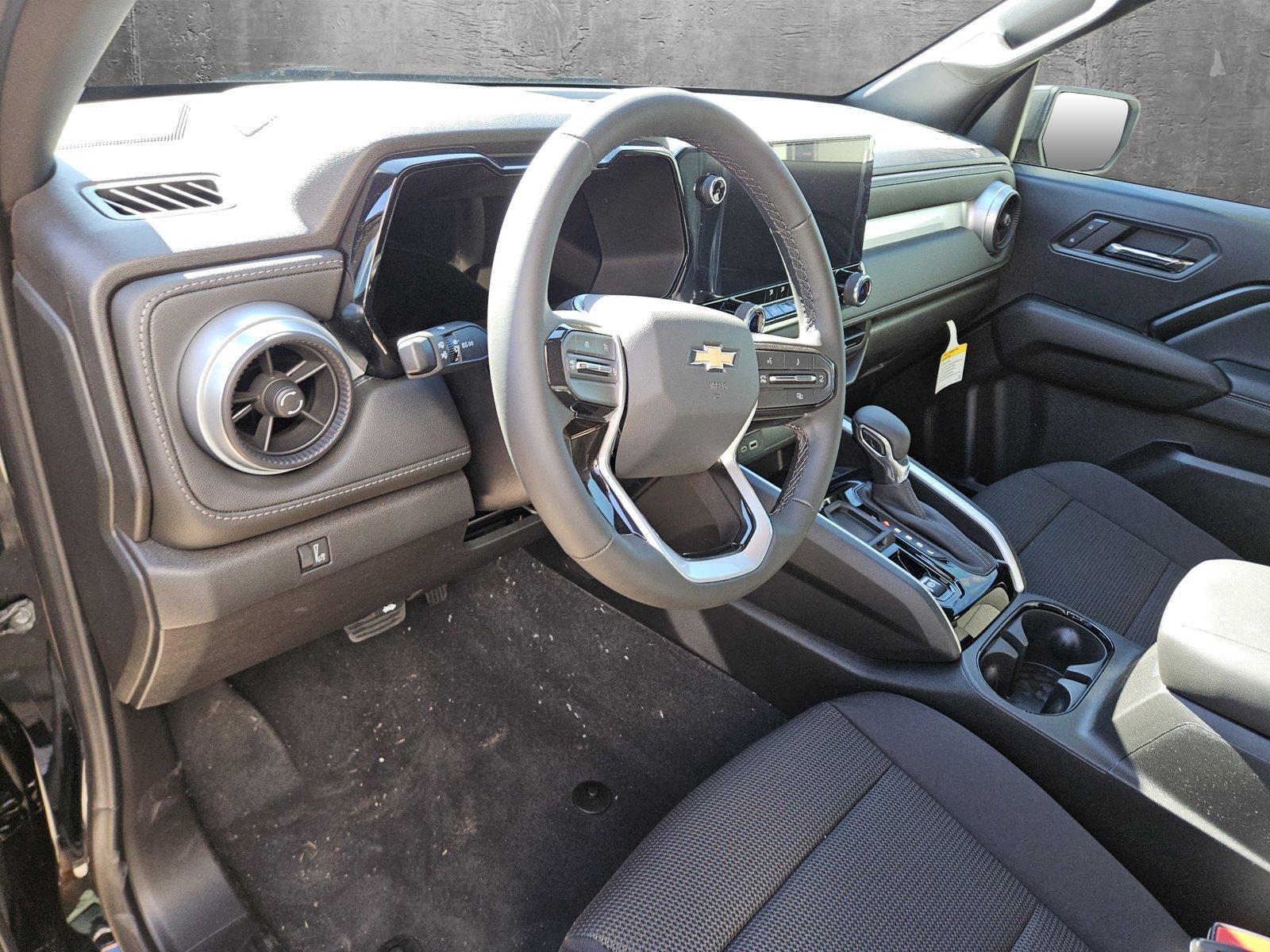 2024 Chevrolet Colorado Vehicle Photo in NORTH RICHLAND HILLS, TX 76180-7199