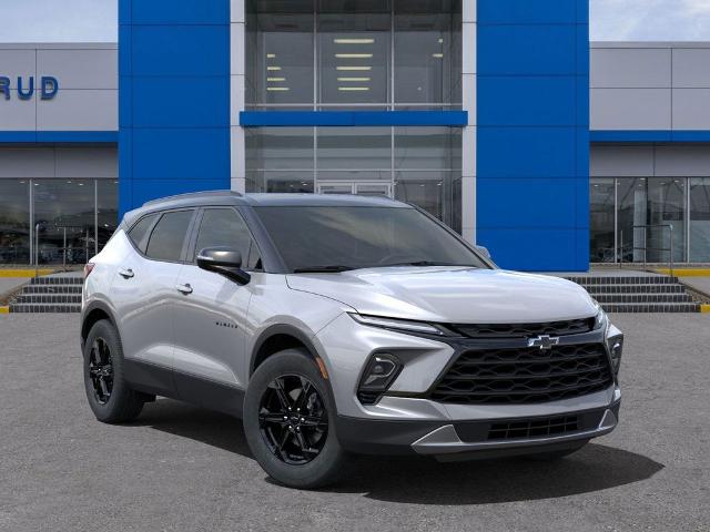 2025 Chevrolet Blazer Vehicle Photo in GREEN BAY, WI 54302-3701