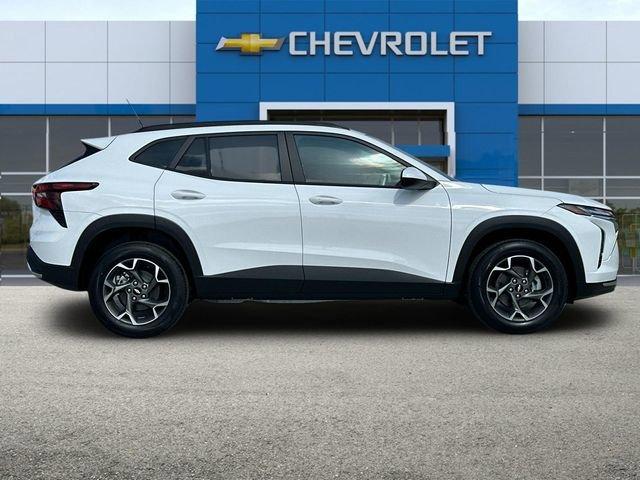 2025 Chevrolet Trax Vehicle Photo in RIVERSIDE, CA 92504-4106