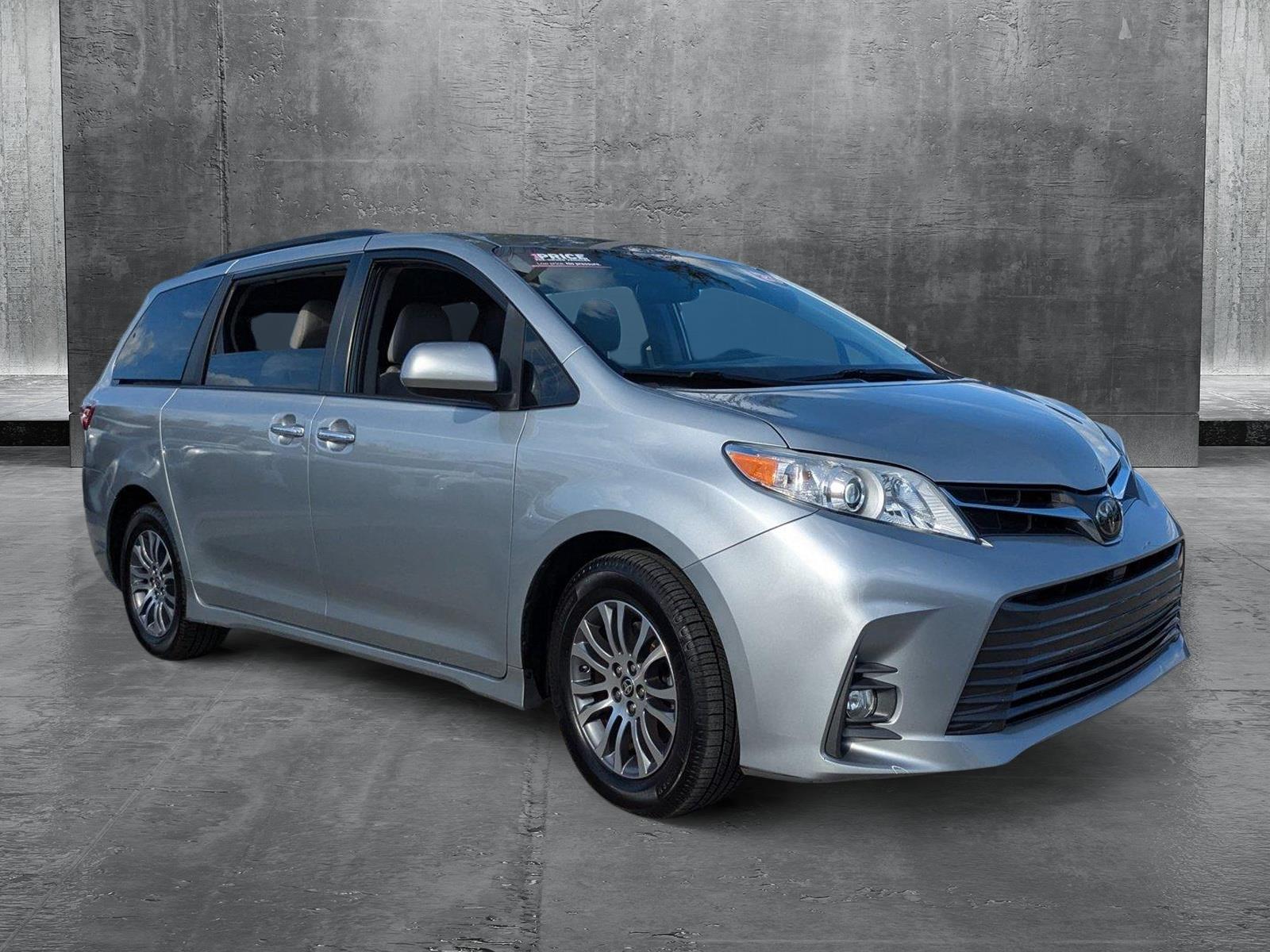 2020 Toyota Sienna Vehicle Photo in Winter Park, FL 32792