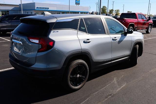 2023 GMC Terrain Vehicle Photo in GREEN BAY, WI 54304-5303