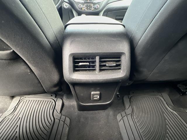 2020 Chevrolet Equinox Vehicle Photo in BOSTON, NY 14025-9684