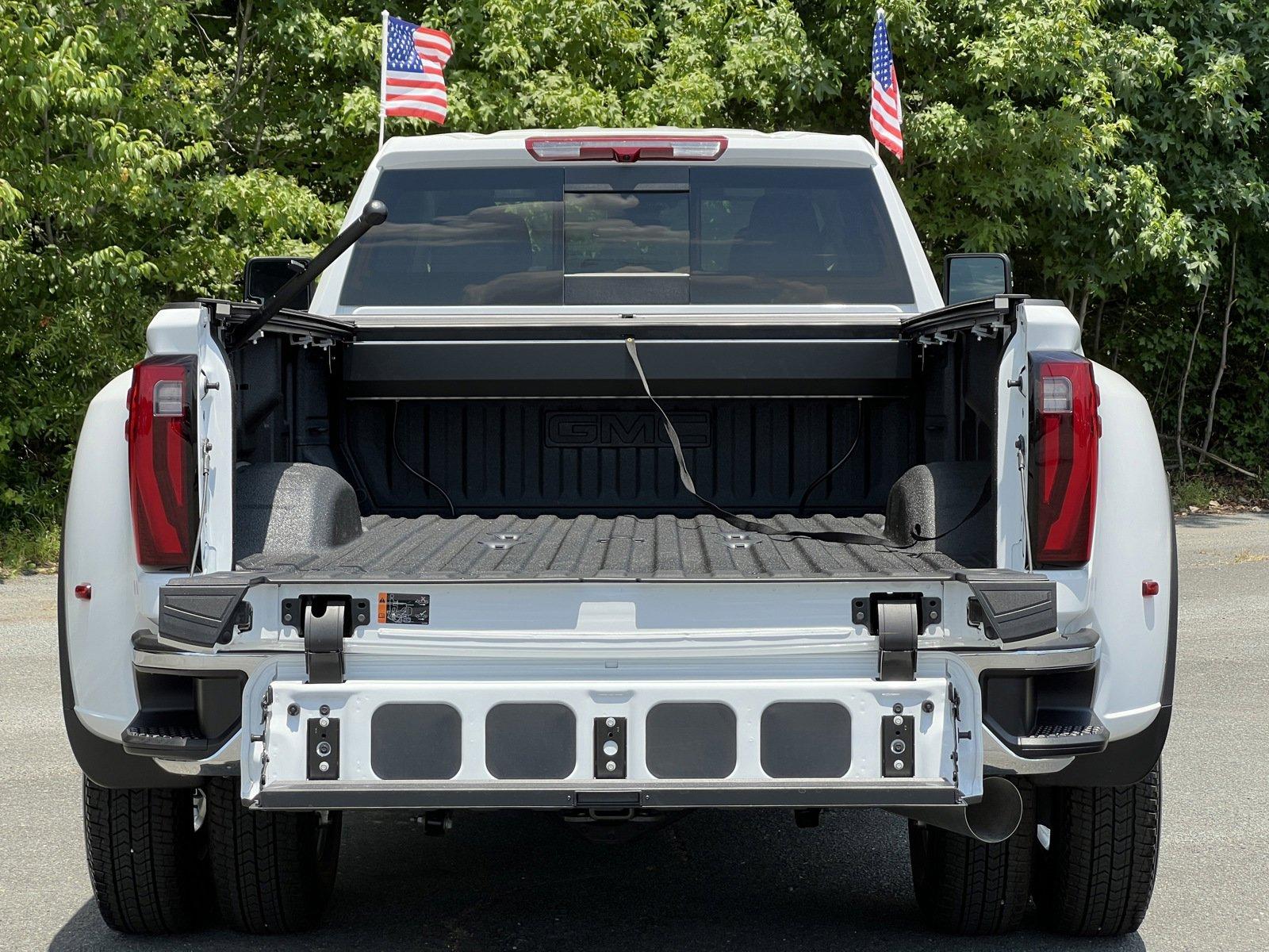 2024 GMC Sierra 3500 HD Vehicle Photo in MONROE, NC 28110-8431