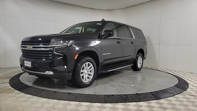 2024 Chevrolet Suburban Vehicle Photo in JOLIET, IL 60435-8135