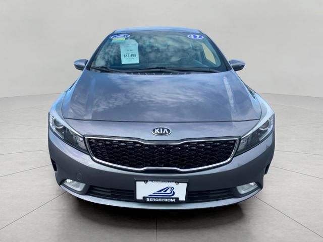 2017 Kia Forte5 Vehicle Photo in Neenah, WI 54956