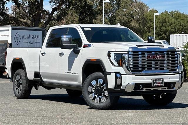 2025 GMC Sierra 3500HD Vehicle Photo in ELK GROVE, CA 95757-8703