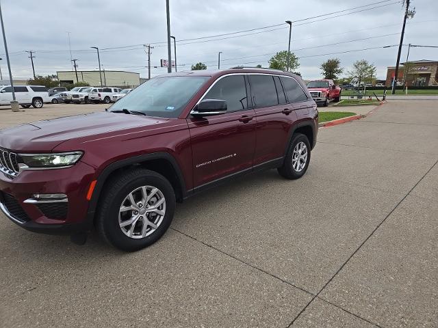 2022 Jeep Grand Cherokee Vehicle Photo in Ennis, TX 75119-5114