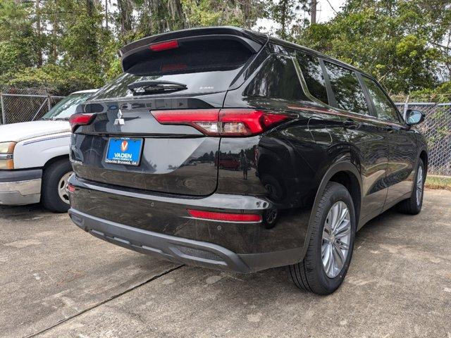 2022 Mitsubishi Outlander Vehicle Photo in BRUNSWICK, GA 31525-1881