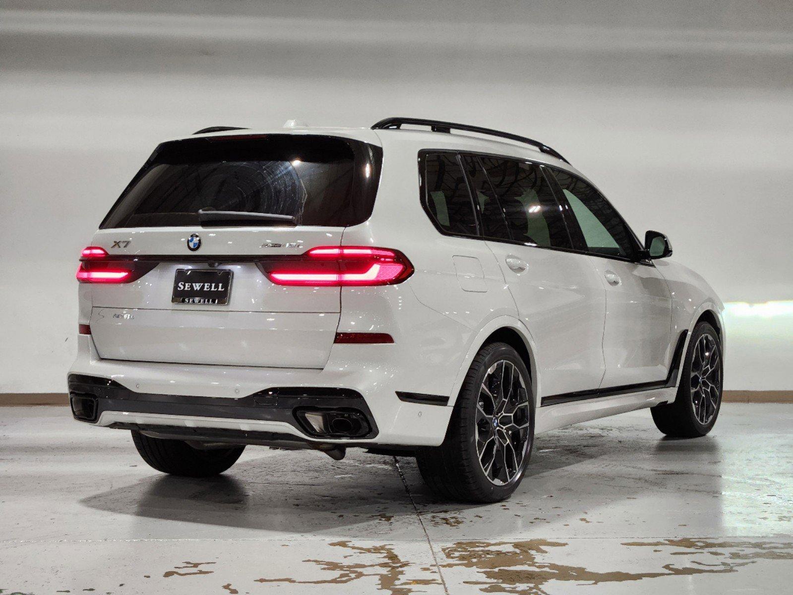 2025 BMW X7 xDrive40i Vehicle Photo in GRAPEVINE, TX 76051