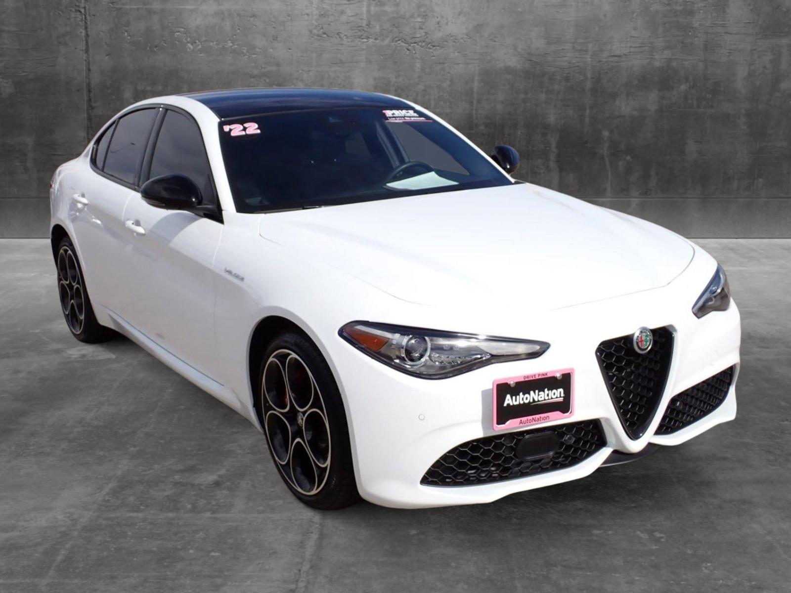 2022 Alfa Romeo Giulia Vehicle Photo in DENVER, CO 80221-3610