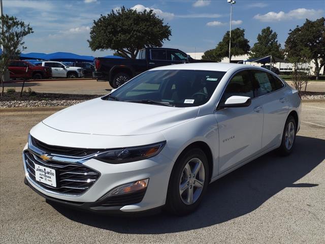 2025 Chevrolet Malibu Vehicle Photo in Denton, TX 76205