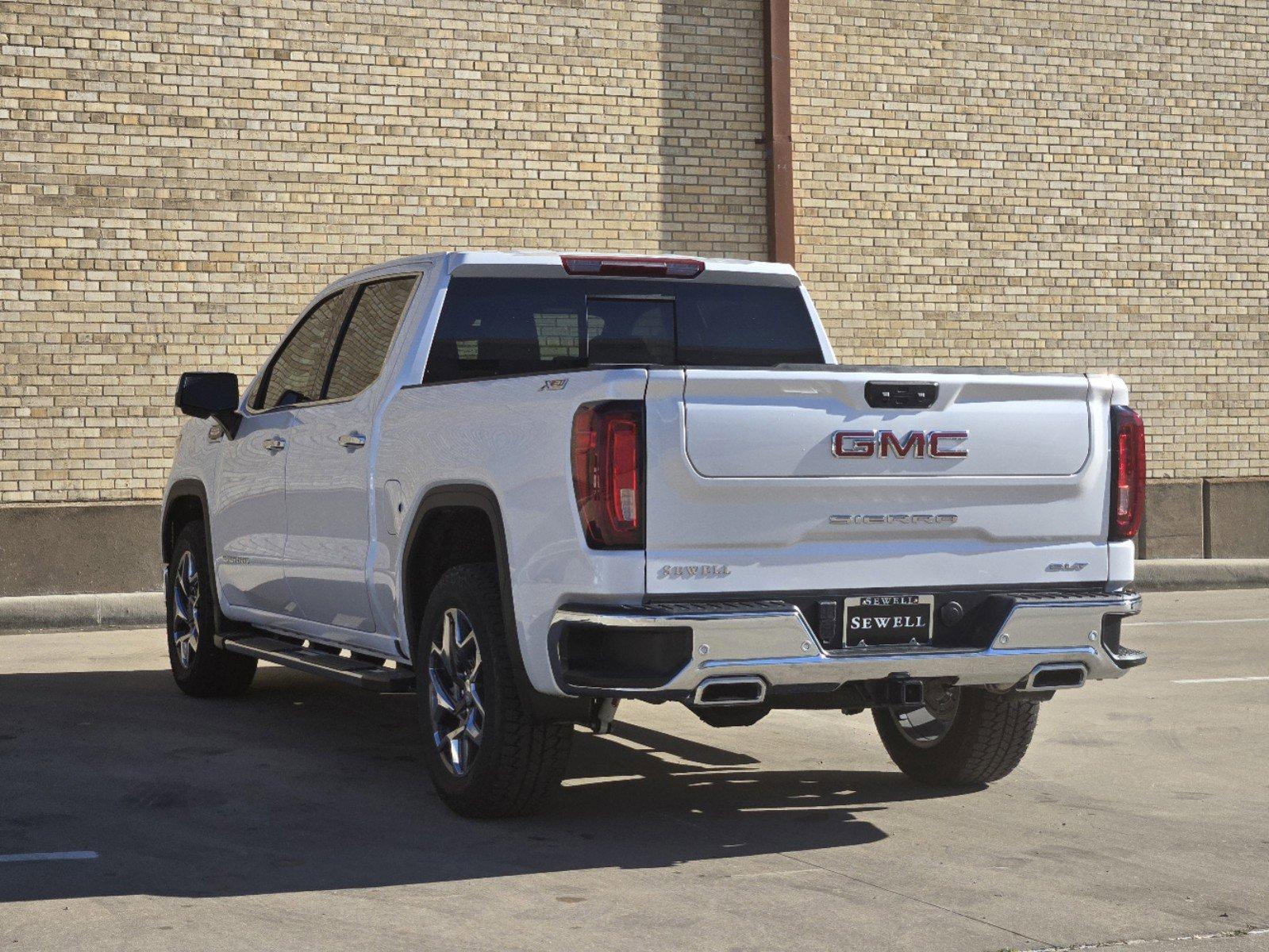 2025 GMC Sierra 1500 Vehicle Photo in DALLAS, TX 75209-3016