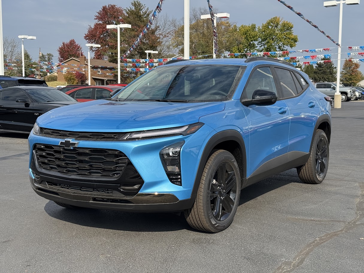 2025 Chevrolet Trax Vehicle Photo in BOONVILLE, IN 47601-9633