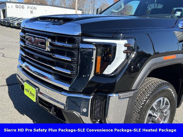 2025 GMC Sierra 3500HD Vehicle Photo in CHICOPEE, MA 01020-5001