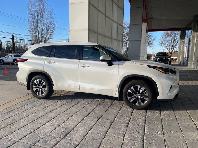 2022 Toyota Highlander Vehicle Photo in Flemington, NJ 08822