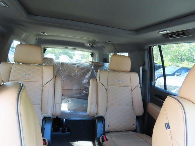 2024 Cadillac Escalade ESV Vehicle Photo in DELRAY BEACH, FL 33483-3294