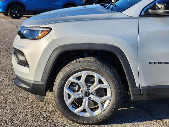 2025 Jeep Compass Vehicle Photo in Ennis, TX 75119-5114