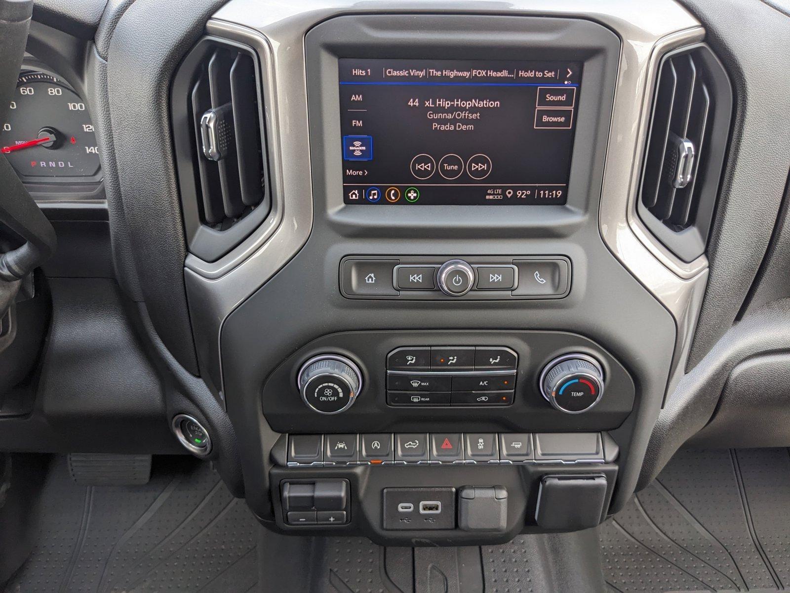 2024 Chevrolet Silverado 1500 Vehicle Photo in HOUSTON, TX 77034-5009