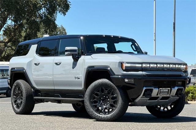 2024 GMC HUMMER EV SUV Vehicle Photo in ELK GROVE, CA 95757-8703