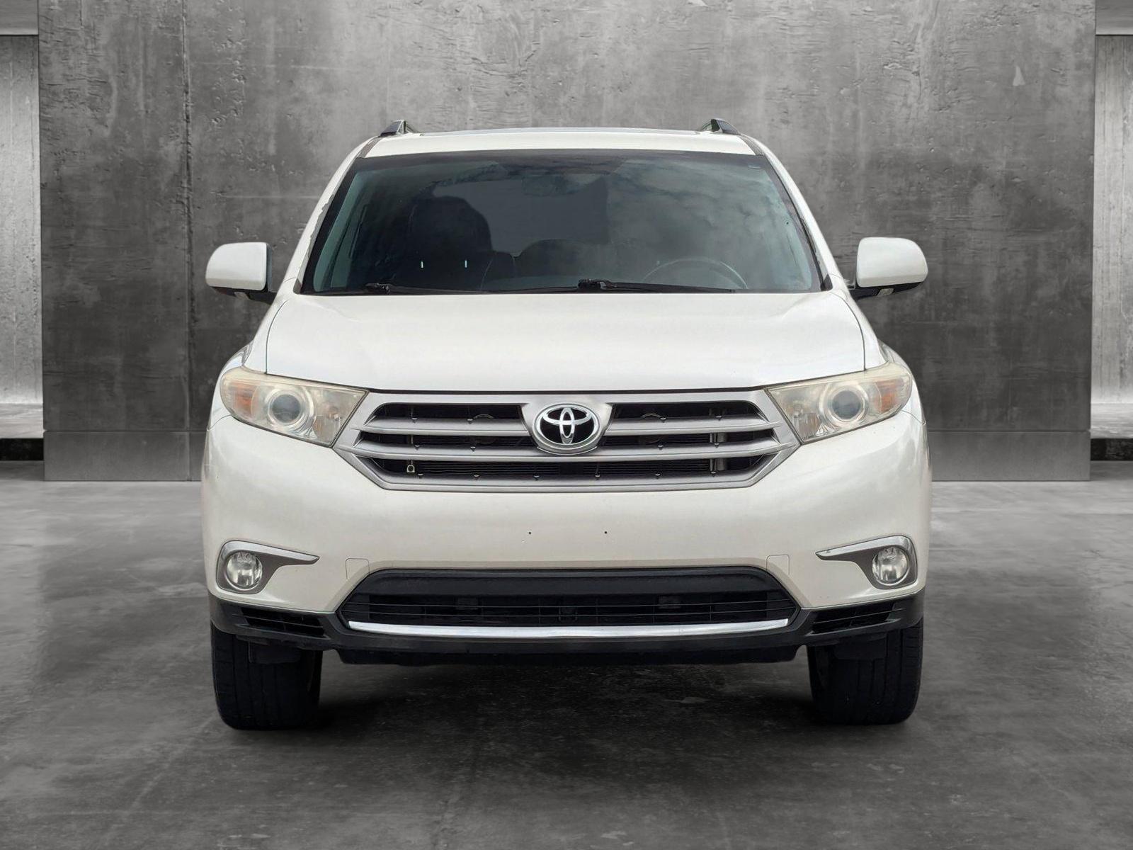 2013 Toyota Highlander Vehicle Photo in St. Petersburg, FL 33713