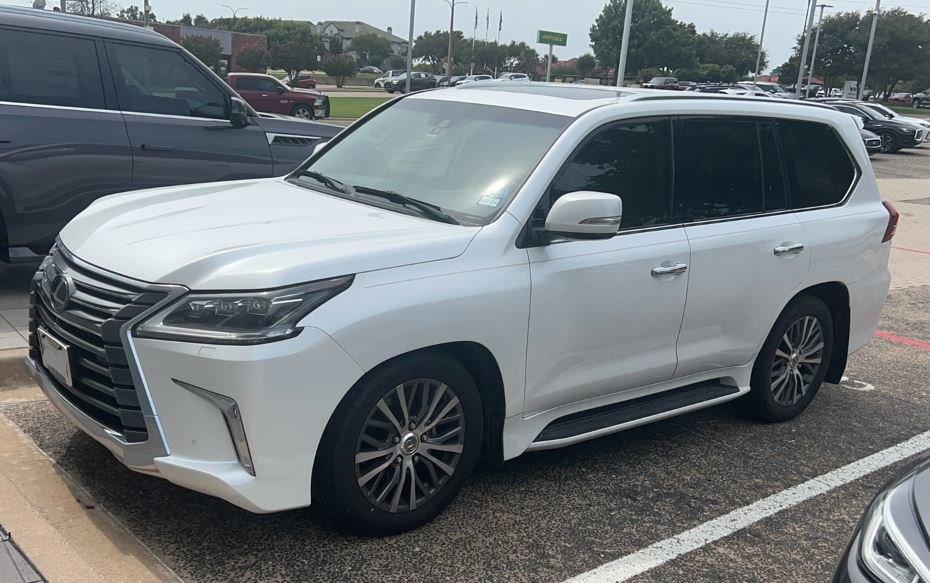 2018 Lexus LX 570 Vehicle Photo in Fort Worth, TX 76132