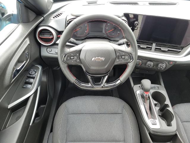 2025 Chevrolet Trax Vehicle Photo in JOLIET, IL 60435-8135