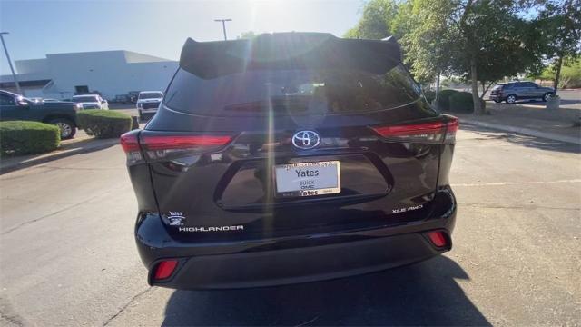 2023 Toyota Highlander Vehicle Photo in GOODYEAR, AZ 85338-1310