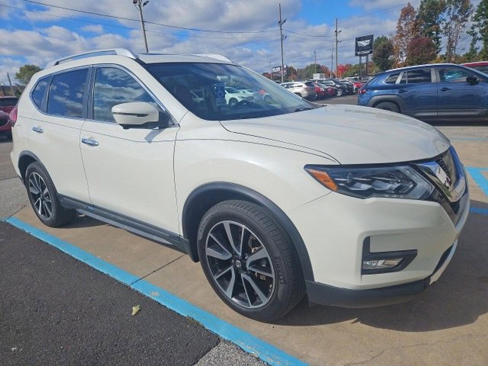 2017 Nissan Rogue Vehicle Photo in Trevose, PA 19053