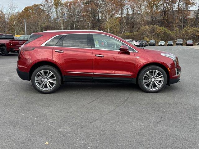 2025 Cadillac XT5 Vehicle Photo in LEOMINSTER, MA 01453-2952