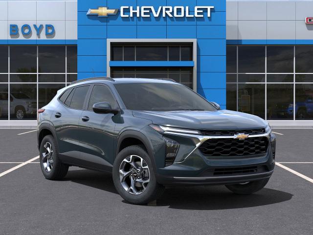 2025 Chevrolet Trax Vehicle Photo in EMPORIA, VA 23847-1235