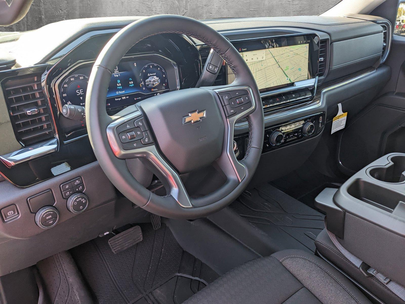 2024 Chevrolet Silverado 1500 Vehicle Photo in GREENACRES, FL 33463-3207