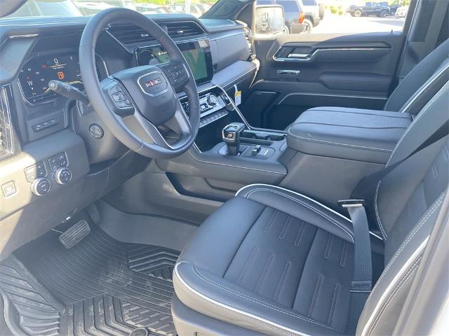 2024 GMC Sierra 1500 Vehicle Photo in GOODYEAR, AZ 85338-1310