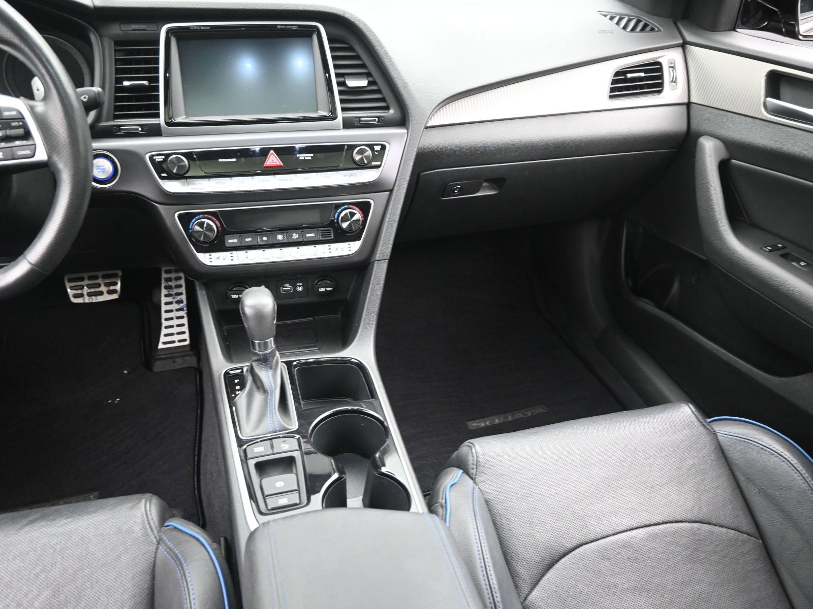 2019 Hyundai SONATA Vehicle Photo in Cedar Rapids, IA 52402