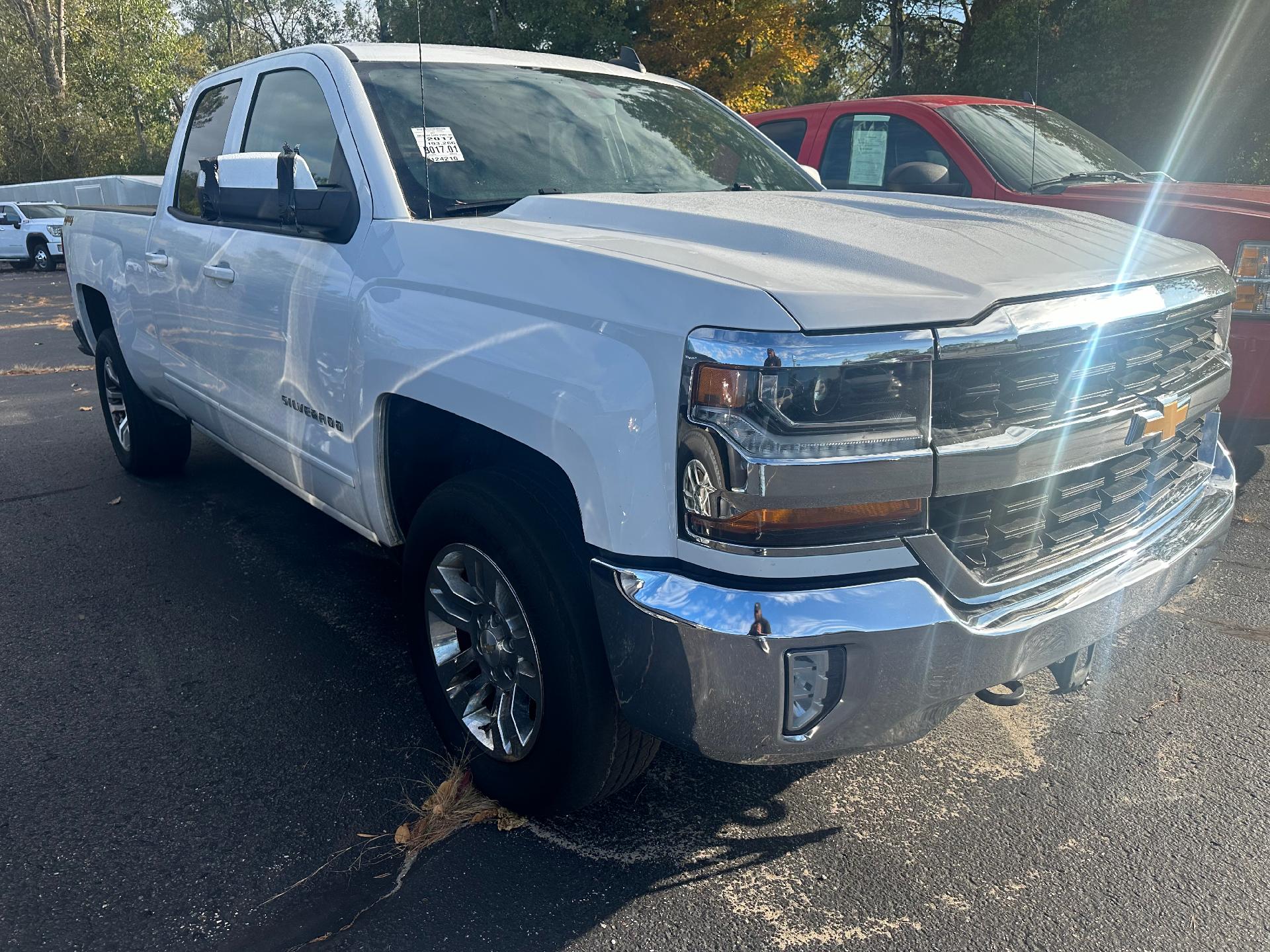 2017 Chevrolet Silverado 1500 Vehicle Photo in CLARE, MI 48617-9414