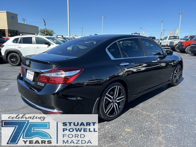 2017 Honda Accord Sedan Vehicle Photo in Danville, KY 40422-2805