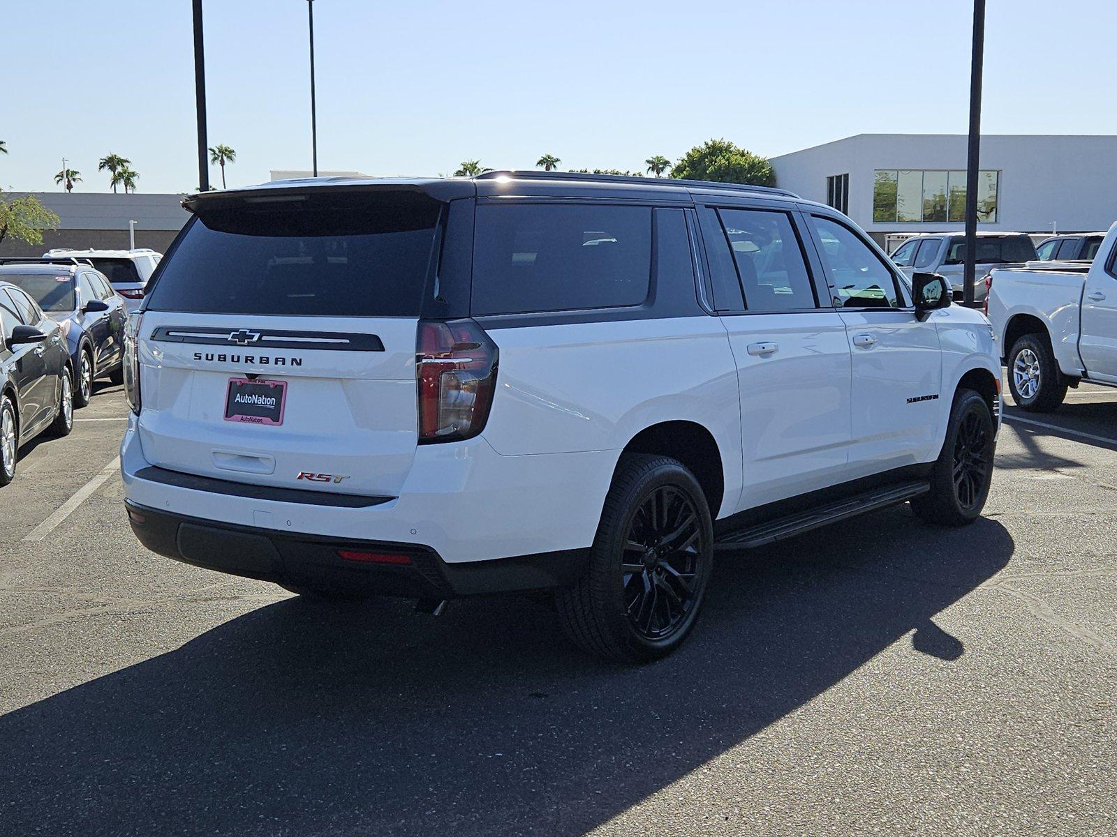 2024 Chevrolet Suburban Vehicle Photo in MESA, AZ 85206-4395