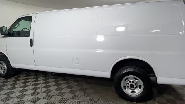 2023 GMC Savana Cargo 3500 Vehicle Photo in ALLIANCE, OH 44601-4622