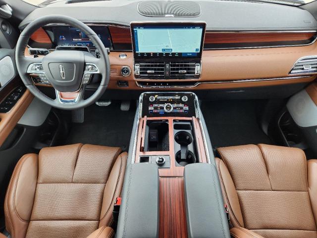 2024 Lincoln Navigator Vehicle Photo in Stephenville, TX 76401-3713