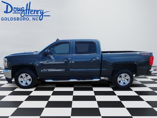 Used 2018 Chevrolet Silverado 1500 LT with VIN 3GCUKREC8JG246911 for sale in Farmville, NC