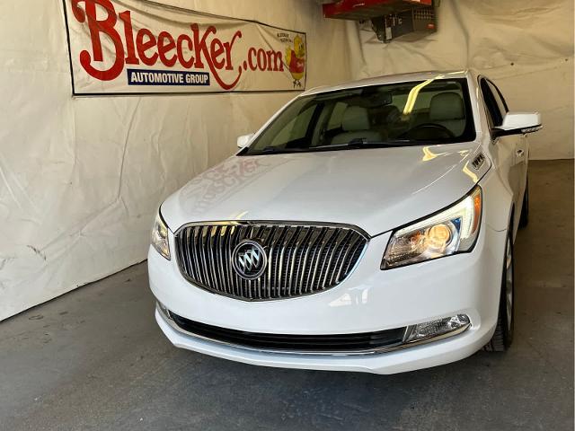 Select 2016 Buick LaCrosse