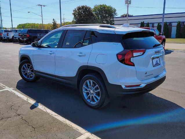 2024 GMC Terrain Vehicle Photo in GREEN BAY, WI 54304-5303