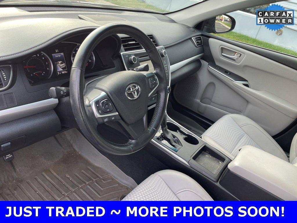 2015 Toyota Camry Vehicle Photo in Plainfield, IL 60586