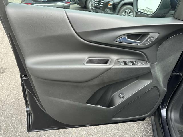 2021 Chevrolet Equinox Vehicle Photo in DOUGLASTON, NY 11362-1062