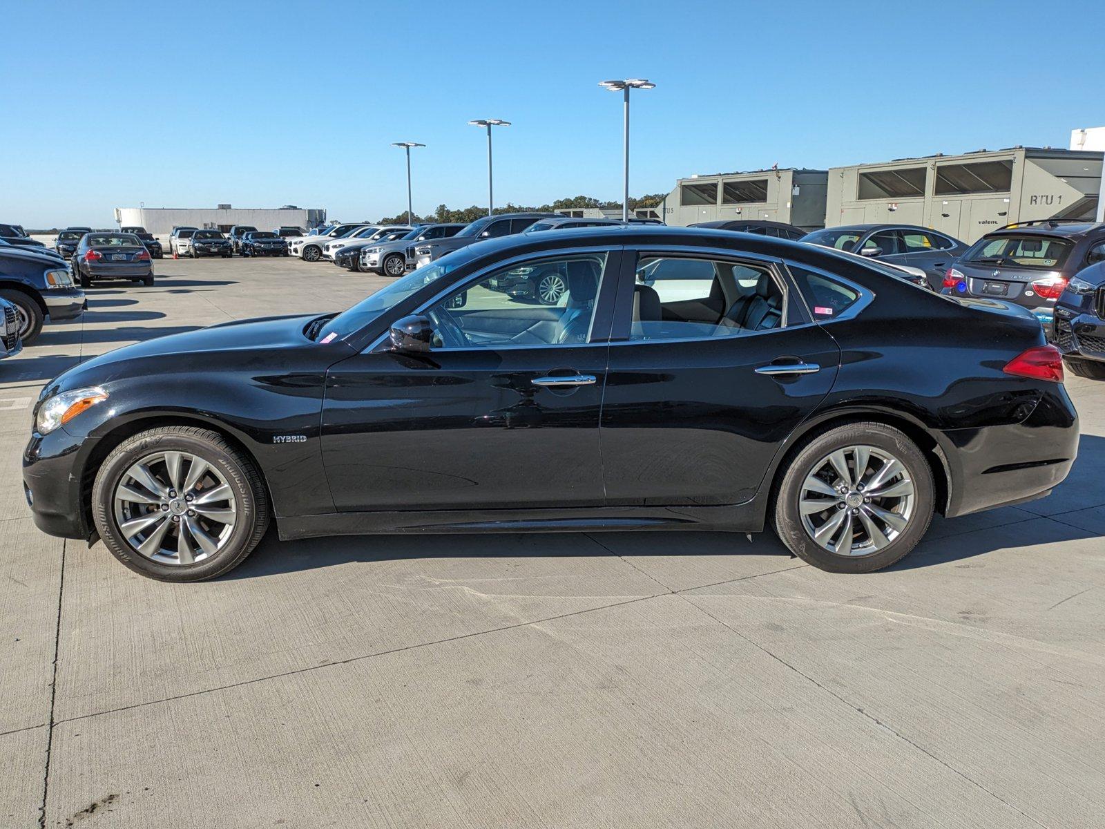 2013 INFINITI M35h Vehicle Photo in Rockville, MD 20852