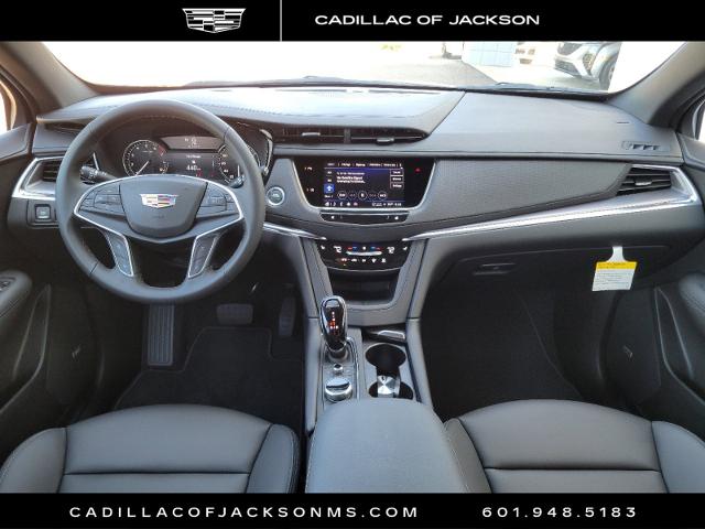 2025 Cadillac XT5 Vehicle Photo in RIDGELAND, MS 39157-4406